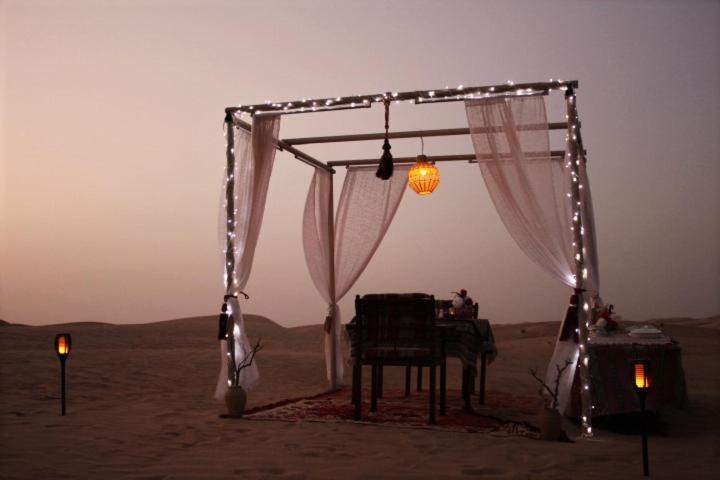 Queen Desert Camp Fulayj al Masha'ikh Zewnętrze zdjęcie