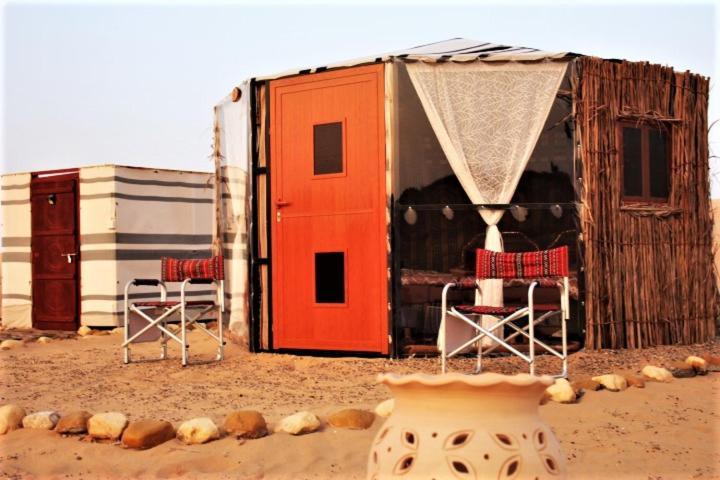 Queen Desert Camp Fulayj al Masha'ikh Zewnętrze zdjęcie