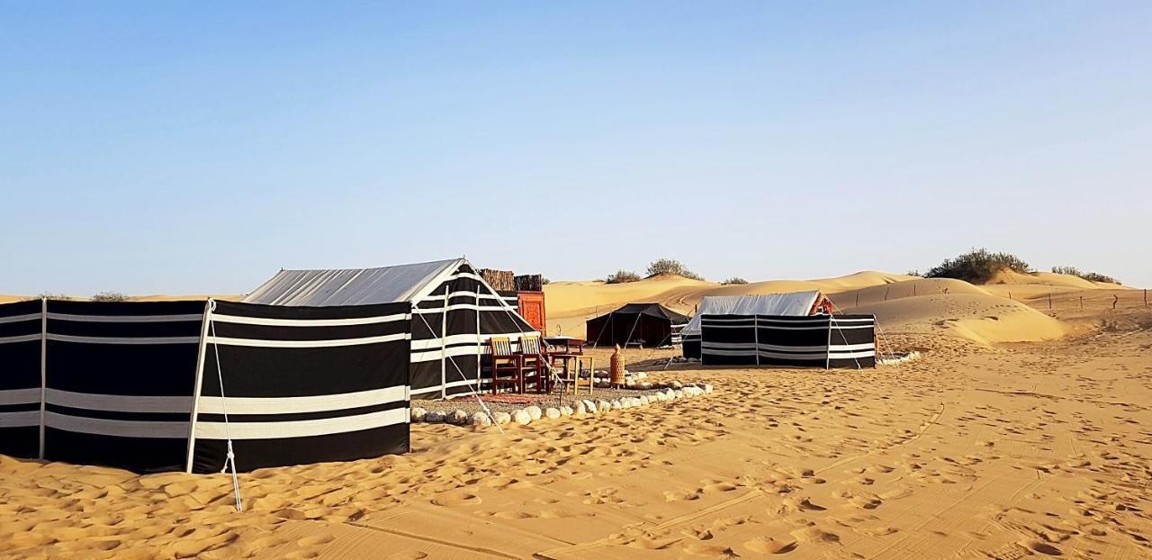 Queen Desert Camp Fulayj al Masha'ikh Zewnętrze zdjęcie